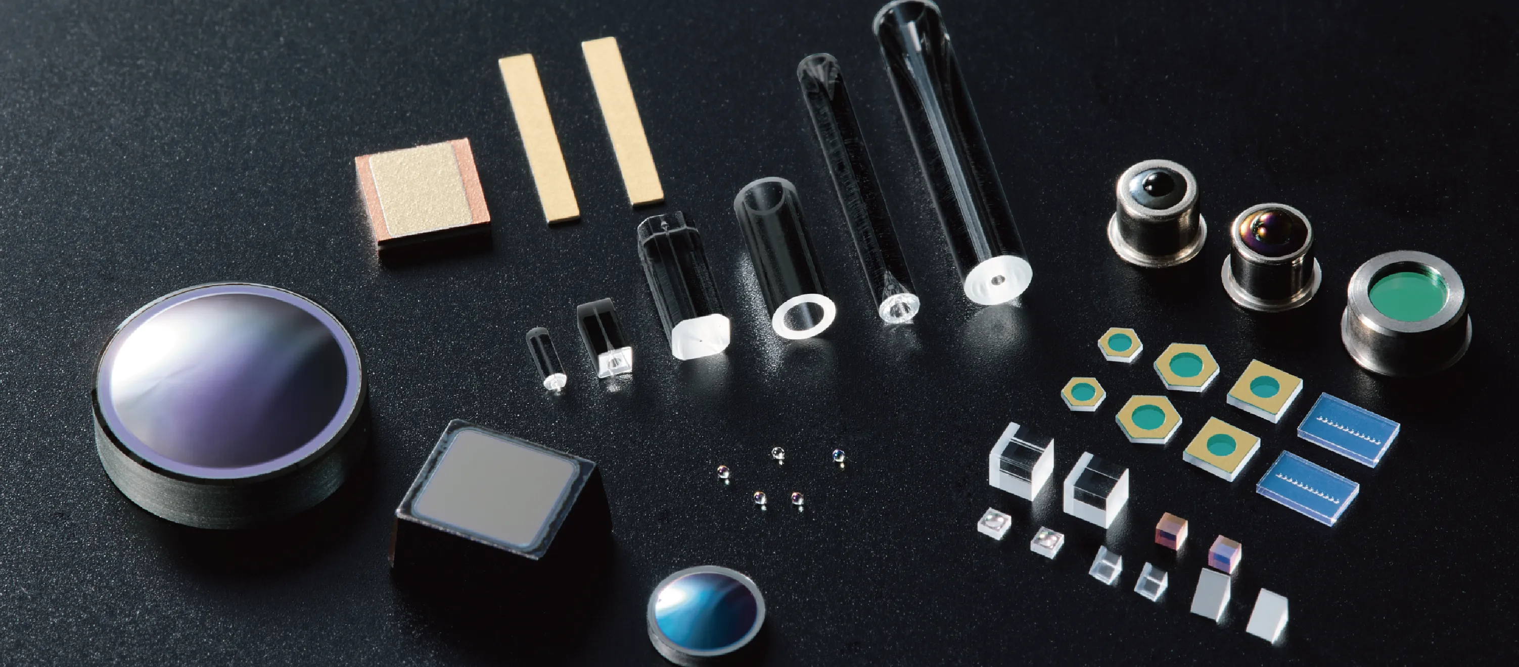 図：CO2排出量および削減目標（Scope1+2）