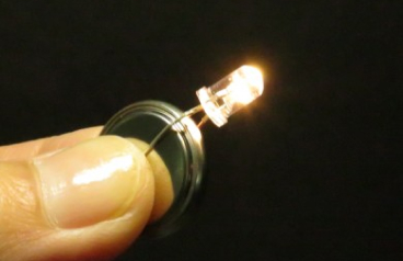 photo of  an all-solid-state Na-ion secondary battery 