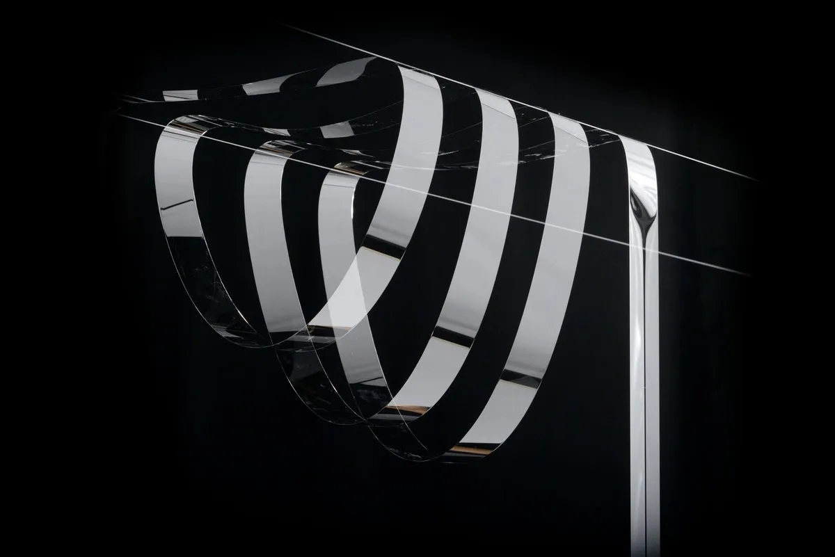 曲げやねじりに強いガラスリボン