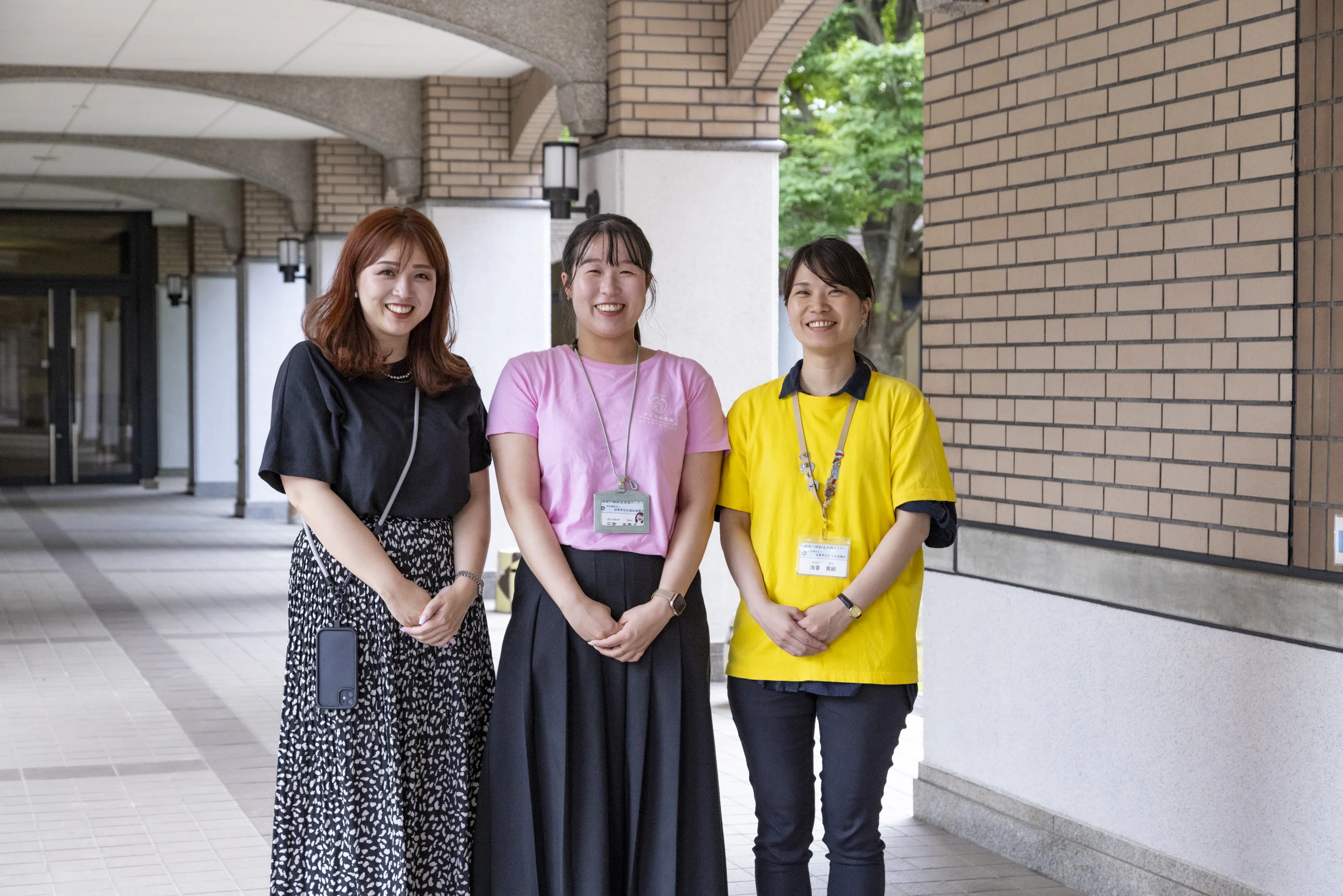 滋賀県社会福祉協議会の地域福祉課地域養護・はぐくみ係主任 桒野さん、主事 三宮さん、専門嘱託 浅香さん
